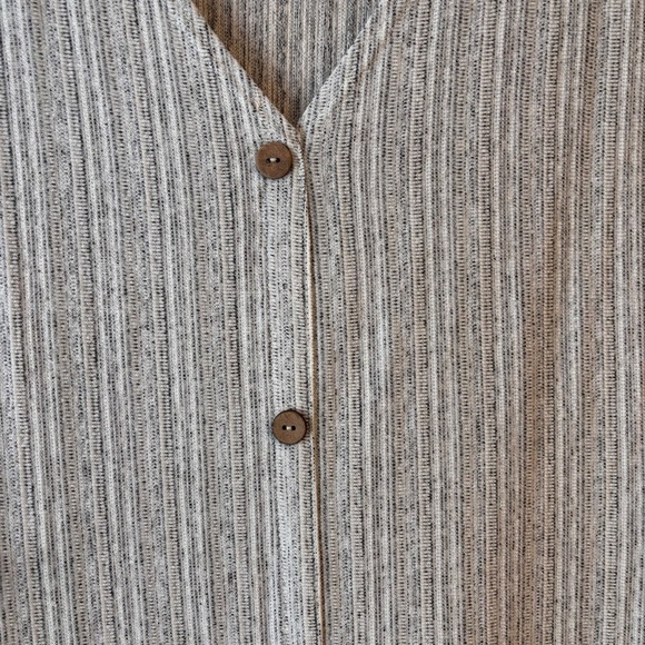 CAUTION TO THE WIND Grey & Tan Knit Maxi Dress with Buttons - Picture 5 of 9